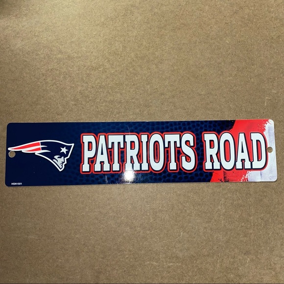 New england patriot signs - Picture 2 of 12